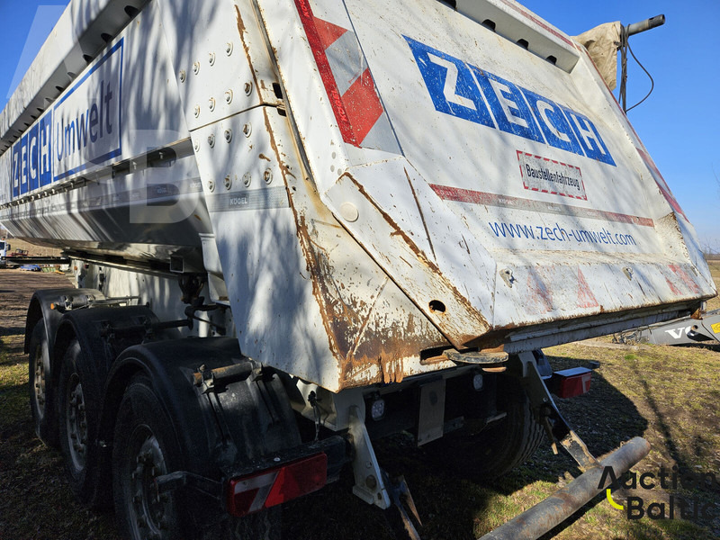 Kögel SKM 24 - Félpótkocsi billenőplatós: 5 kép. Kögel SKM 24 - Félpótkocsi billenőplatós: 5 kép.