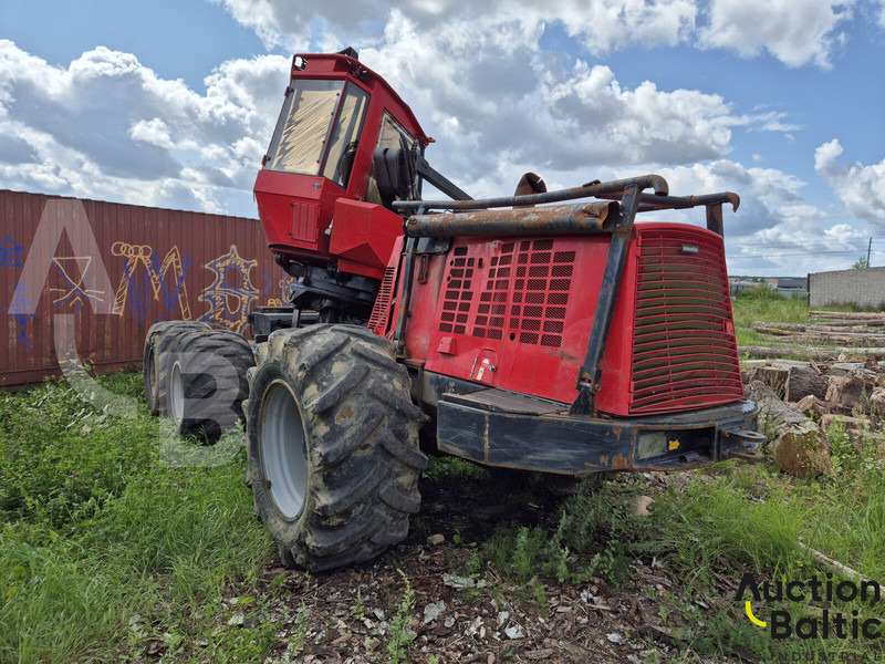 Komatsu 931.1 - Betakarító gép: 4 kép. Komatsu 931.1 - Betakarító gép: 4 kép.