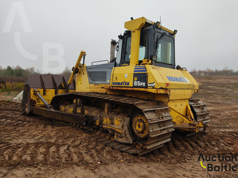 Komatsu D85PX-15 - Buldózer: 5 kép. Komatsu D85PX-15 - Buldózer: 5 kép.