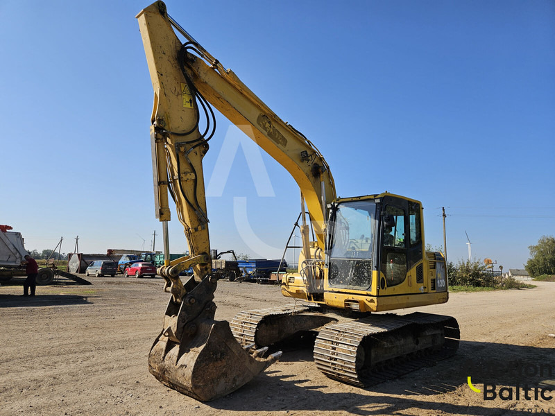 Komatsu PC130-8 - Lánctalpas kotró: 2 kép. Komatsu PC130-8 - Lánctalpas kotró: 2 kép.