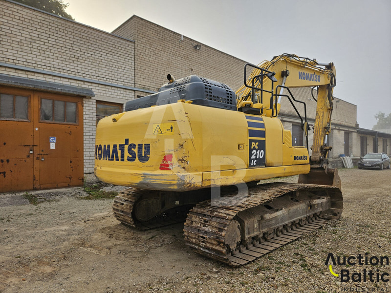 Komatsu PC210LC-11 - Lánctalpas kotró: 3 kép. Komatsu PC210LC-11 - Lánctalpas kotró: 3 kép.