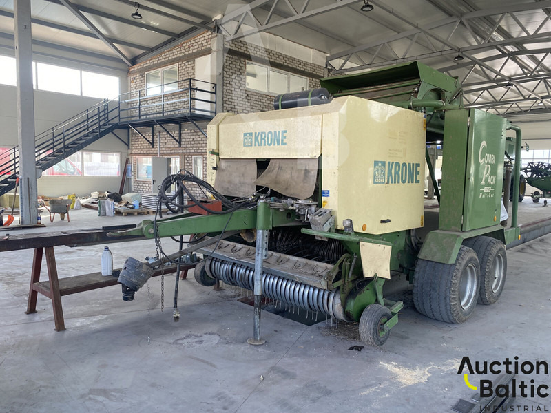 Krone Combi Pack 1250 - Bálázó: 1 kép. Krone Combi Pack 1250 - Bálázó: 1 kép.