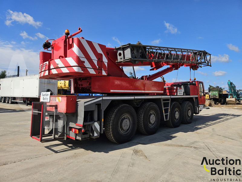 Krupp KMK 4060 - Rakodódaru: 3 kép. Krupp KMK 4060 - Rakodódaru: 3 kép.