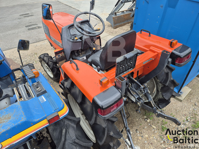 Kubota GL 240 - Traktor: 3 kép. Kubota GL 240 - Traktor: 3 kép.