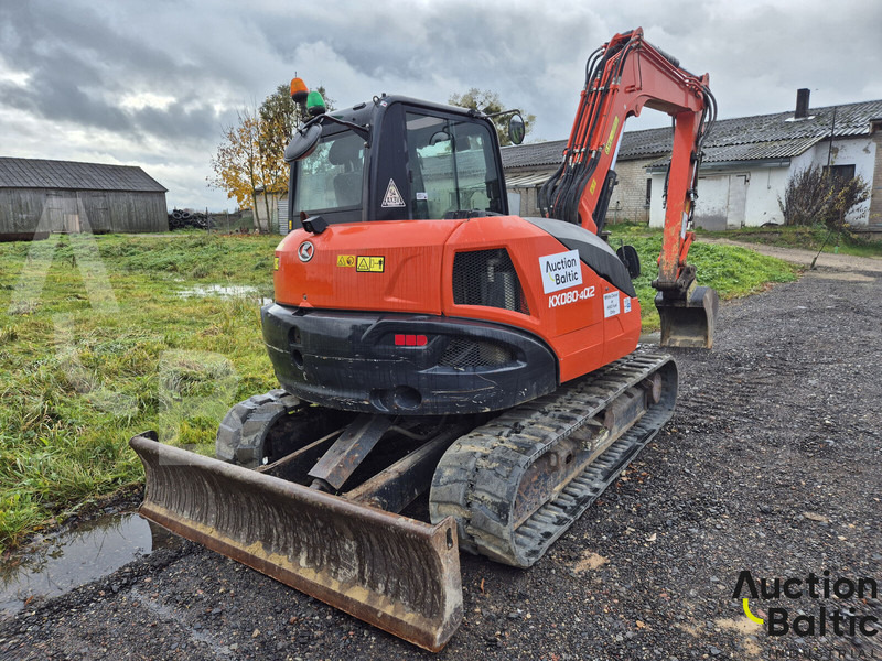 Kubota KX080-4a2 - Lánctalpas kotró: 3 kép. Kubota KX080-4a2 - Lánctalpas kotró: 3 kép.