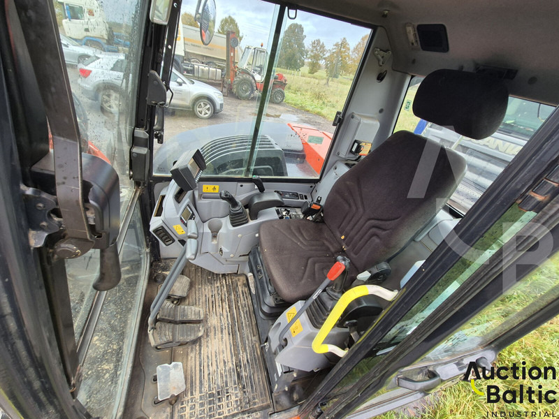 Kubota KX080-4a2 - Lánctalpas kotró: 5 kép. Kubota KX080-4a2 - Lánctalpas kotró: 5 kép.