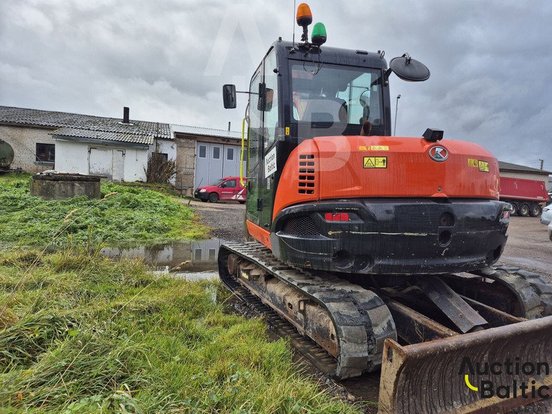 Kubota KX080-4a2 - Lánctalpas kotró: 4 kép. Kubota KX080-4a2 - Lánctalpas kotró: 4 kép.