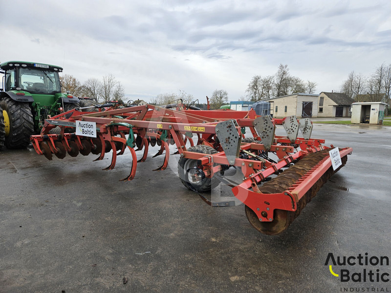 Kverneland CTC527 - Tárcsás borona: 3 kép. Kverneland CTC527 - Tárcsás borona: 3 kép.