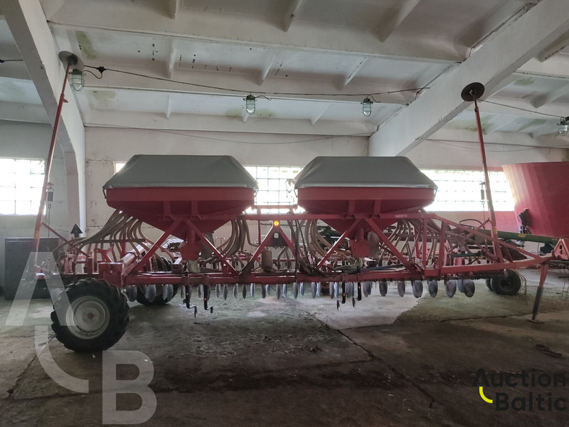 Kverneland DT-6 - Vetőgép: 1 kép. Kverneland DT-6 - Vetőgép: 1 kép.