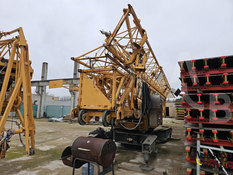 Liebherr 56K - Toronydaru: 3 kép. Liebherr 56K - Toronydaru: 3 kép.