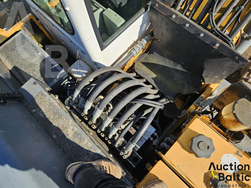 Lánctalpas kotró Liebherr R 900 C Litronic: 13 kép.