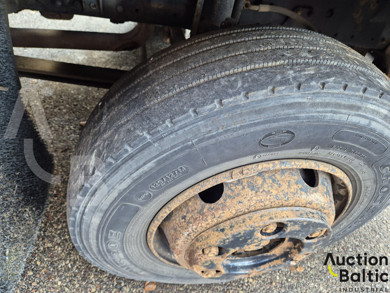 Vontató MAN 10.153: 14 kép. Vontató MAN 10.153: 14 kép.