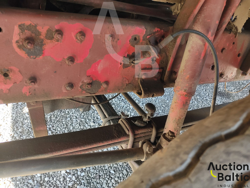 Tartályos teherautó a következők szállításához üzemanyag MAN 8.136: 16 kép. Tartályos teherautó a következők szállításához üzemanyag MAN 8.136: 16 kép.