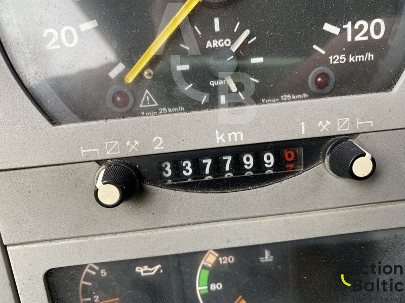 MAN T46 - Szippantós autó: 5 kép. MAN T46 - Szippantós autó: 5 kép.