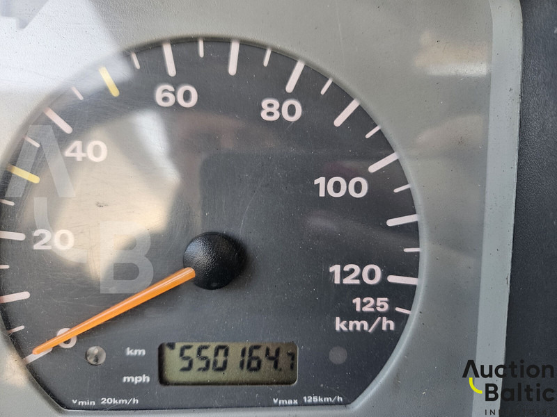 MAN TGA26.310 - Platós teherautó, Darus autó: 5 kép. MAN TGA26.310 - Platós teherautó, Darus autó: 5 kép.