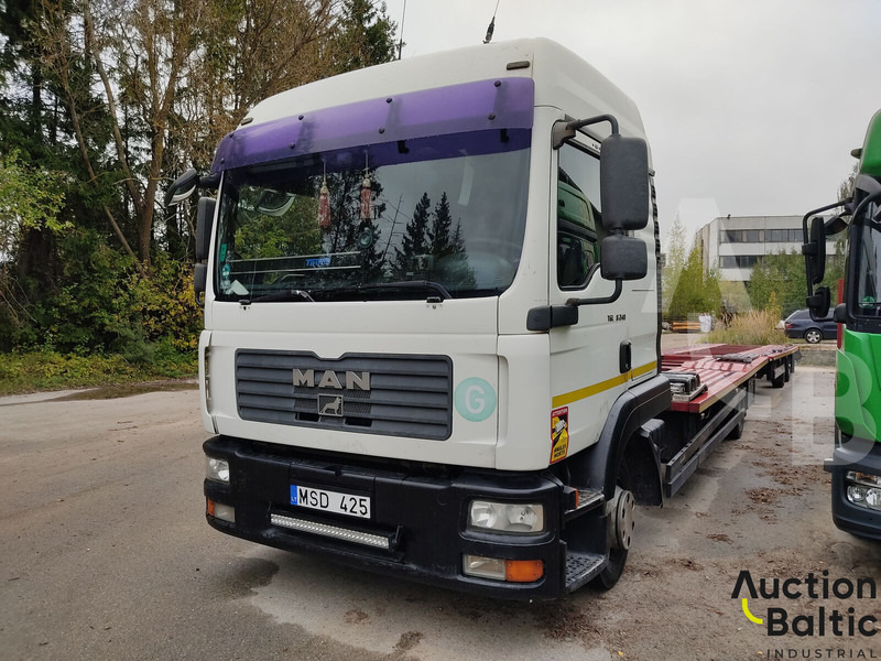 MAN TGL8.240 - Autószállító teherautó: 2 kép. MAN TGL8.240 - Autószállító teherautó: 2 kép.