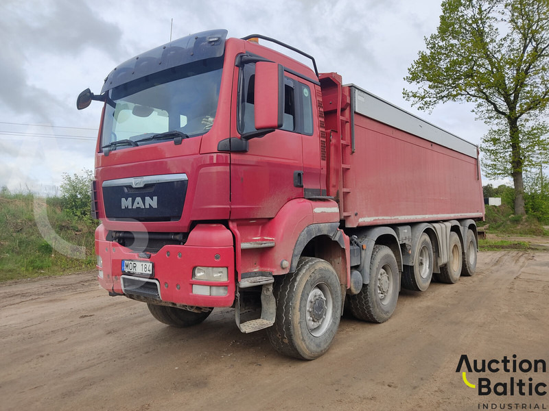 MAN TGS 49.440 10X8 BB - Billenőplatós teherautó: 1 kép. MAN TGS 49.440 10X8 BB - Billenőplatós teherautó: 1 kép.