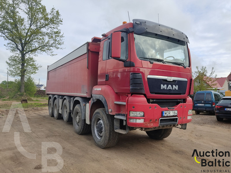 MAN TGS 49.440 10X8 BB - Billenőplatós teherautó: 2 kép. MAN TGS 49.440 10X8 BB - Billenőplatós teherautó: 2 kép.