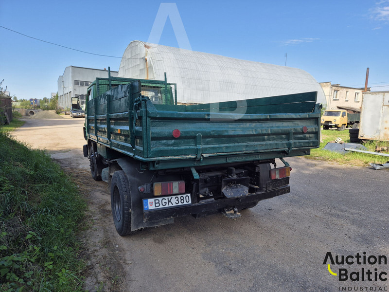 MAN VW-MAN 8.150 - Billenőplatós teherautó: 4 kép. MAN VW-MAN 8.150 - Billenőplatós teherautó: 4 kép.