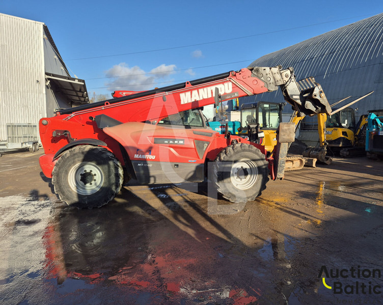 Manitou MT 1840 100P ST4 S1 - Teleszkópos rakodó: 3 kép. Manitou MT 1840 100P ST4 S1 - Teleszkópos rakodó: 3 kép.