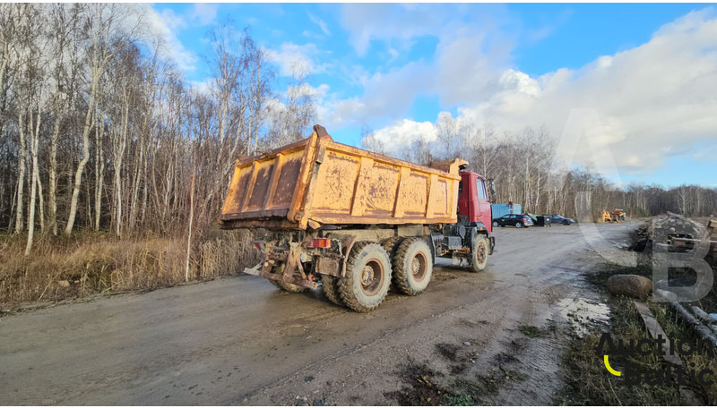 Maz 551669 - Billenőplatós teherautó: 4 kép. Maz 551669 - Billenőplatós teherautó: 4 kép.