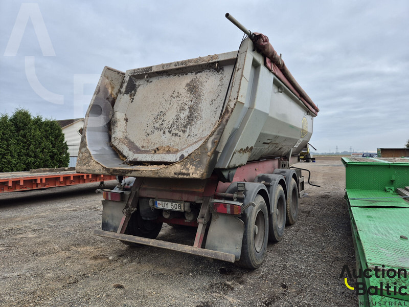 Meiller MHPS 41/3 - Ponyvás félpótkocsi: 4 kép. Meiller MHPS 41/3 - Ponyvás félpótkocsi: 4 kép.