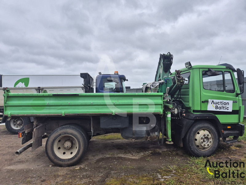 Mercedes-Benz 1117K - Billenőplatós teherautó, Darus autó: 5 kép. Mercedes-Benz 1117K - Billenőplatós teherautó, Darus autó: 5 kép.