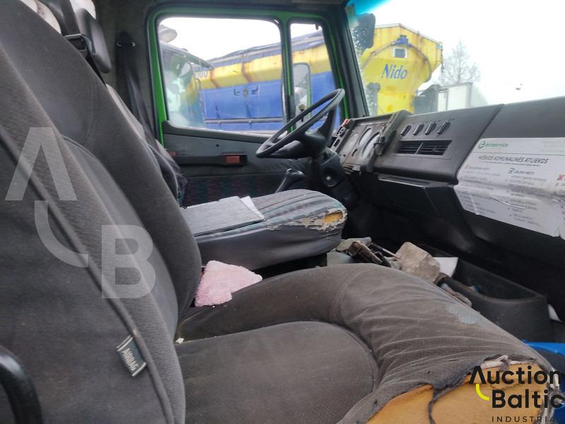 Mercedes-Benz 814 - Billenőplatós teherautó, Darus autó: 5 kép. Mercedes-Benz 814 - Billenőplatós teherautó, Darus autó: 5 kép.