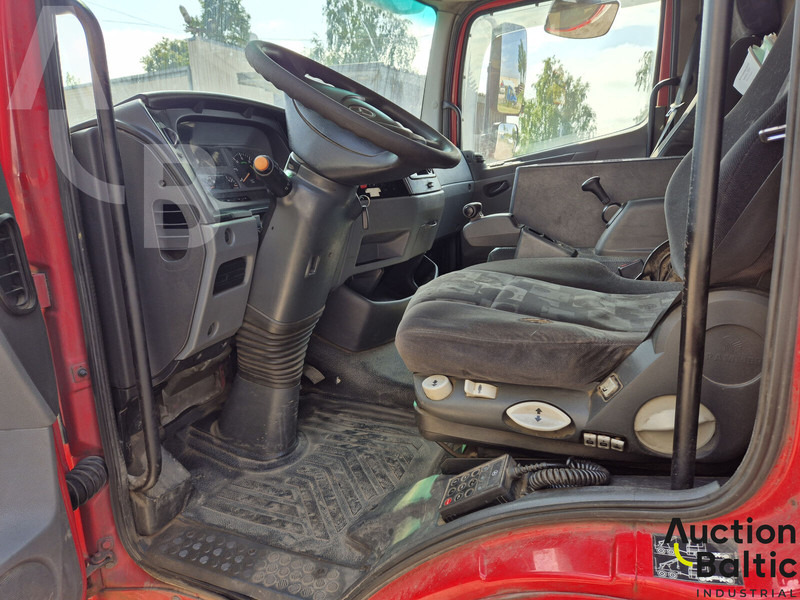 Mercedes-Benz 970.25 - Dobozos felépítményű teherautó: 5 kép. Mercedes-Benz 970.25 - Dobozos felépítményű teherautó: 5 kép.