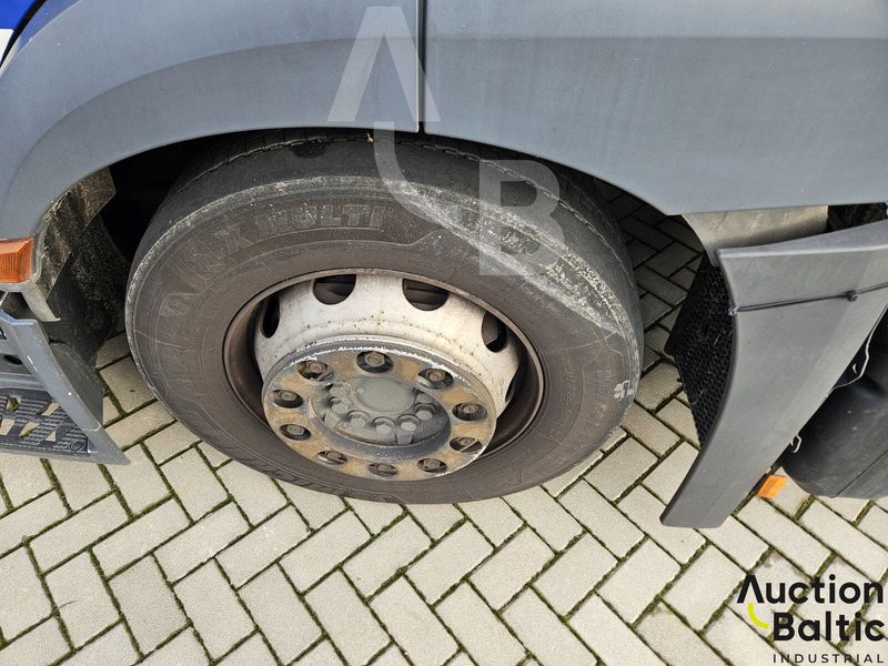 Alvaz teherautó Mercedes-Benz Actros 1843: 16 kép.