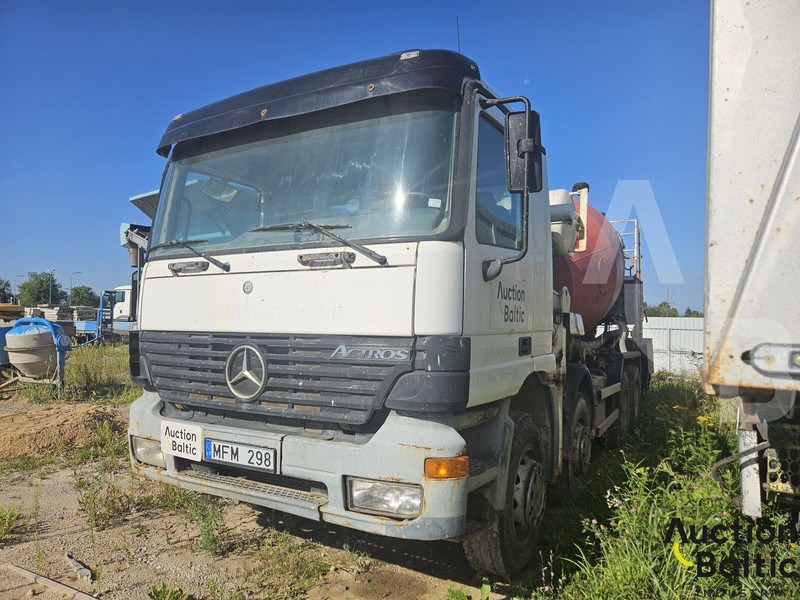 Mercedes-Benz Actros - Stabil betonszivattyú: 1 kép. Mercedes-Benz Actros - Stabil betonszivattyú: 1 kép.