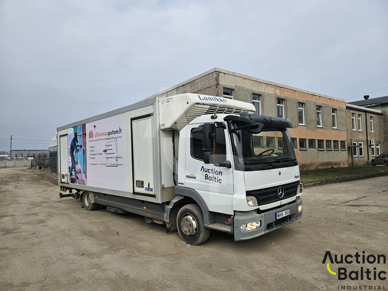Mercedes-Benz Atego 1224 L - Hűtős teherautó: 1 kép. Mercedes-Benz Atego 1224 L - Hűtős teherautó: 1 kép.