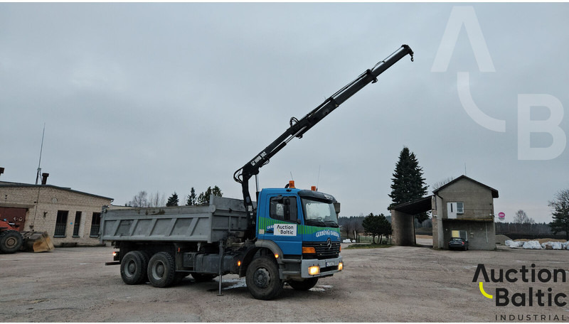 Mercedes-Benz Atego - Billenőplatós teherautó: 2 kép. Mercedes-Benz Atego - Billenőplatós teherautó: 2 kép.