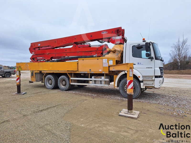 Mercedes-Benz Axor 2628 - Stabil betonszivattyú: 2 kép. Mercedes-Benz Axor 2628 - Stabil betonszivattyú: 2 kép.