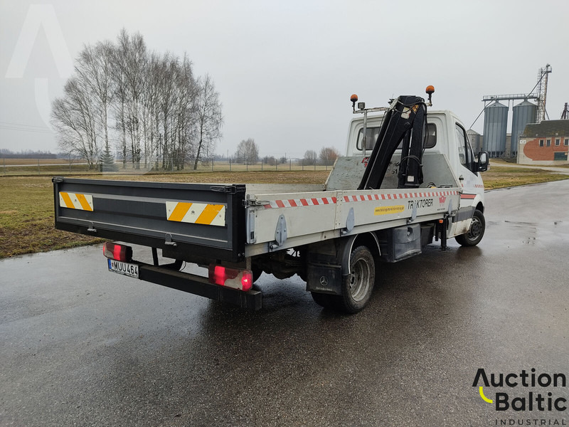 Mercedes-Benz Sprinter 515 CDI - Platós teherautó, Darus autó: 3 kép. Mercedes-Benz Sprinter 515 CDI - Platós teherautó, Darus autó: 3 kép.