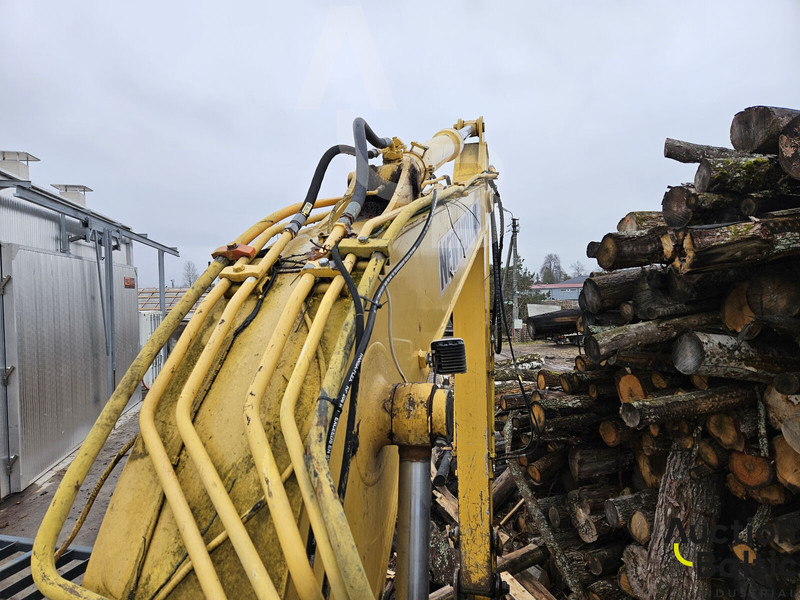 Lánctalpas kotró New Holland E 145: 19 kép.