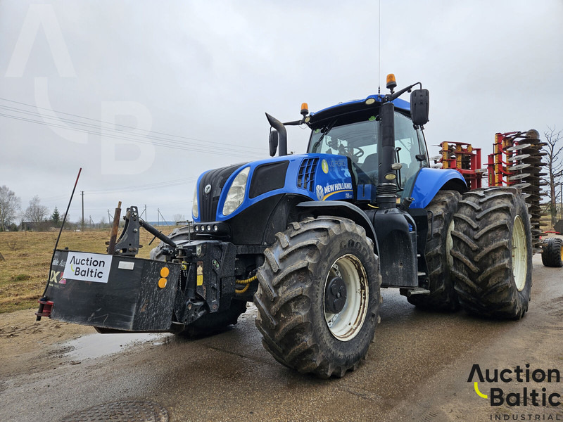 New Holland T 8.410 - Traktor: 1 kép. New Holland T 8.410 - Traktor: 1 kép.