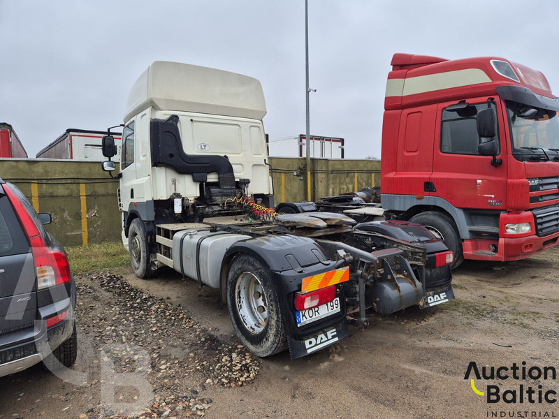 DAF FTCF85.410T - Nyergesvontató: 4 kép. DAF FTCF85.410T - Nyergesvontató: 4 kép.