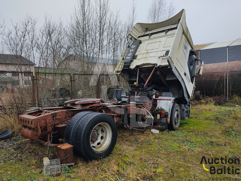 Iveco Magirus 430 - Nyergesvontató: 3 kép. Iveco Magirus 430 - Nyergesvontató: 3 kép.