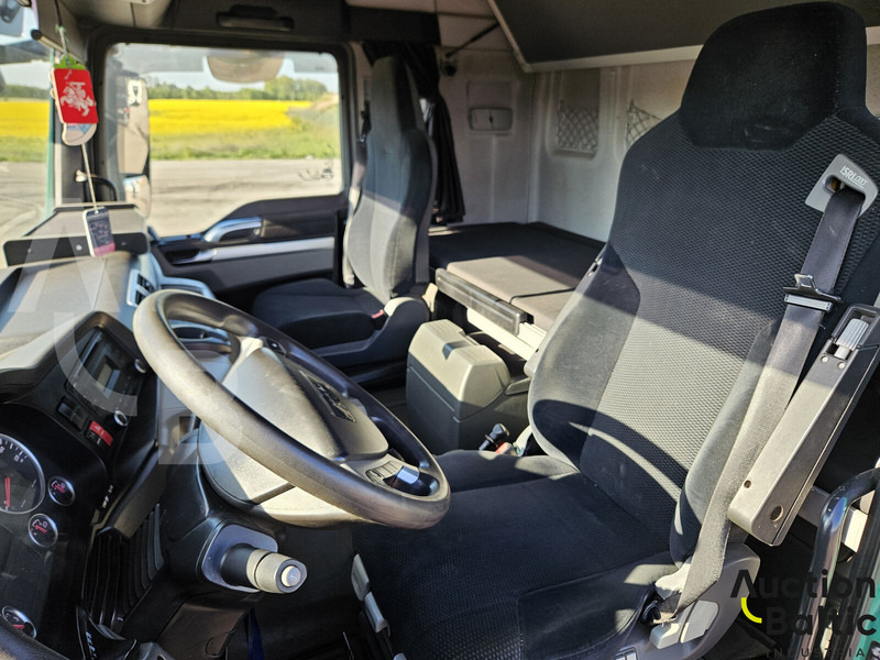 MAN TGX18.440BLS - Nyergesvontató: 5 kép. MAN TGX18.440BLS - Nyergesvontató: 5 kép.