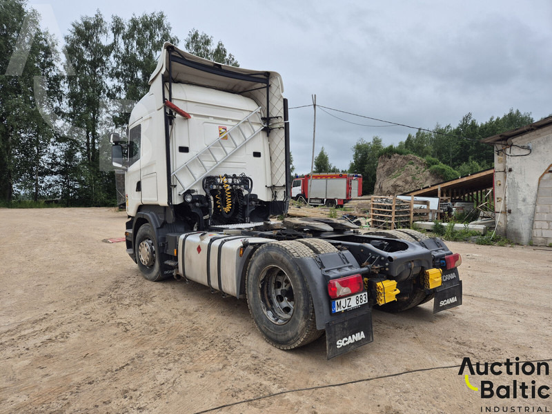 Scania R 410 - Nyergesvontató: 5 kép. Scania R 410 - Nyergesvontató: 5 kép.