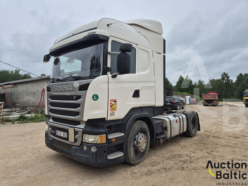 Scania R 410 - Nyergesvontató: 2 kép. Scania R 410 - Nyergesvontató: 2 kép.