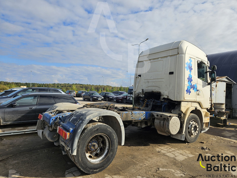 Scania R 420 LA4X2MNA - Nyergesvontató: 3 kép. Scania R 420 LA4X2MNA - Nyergesvontató: 3 kép.