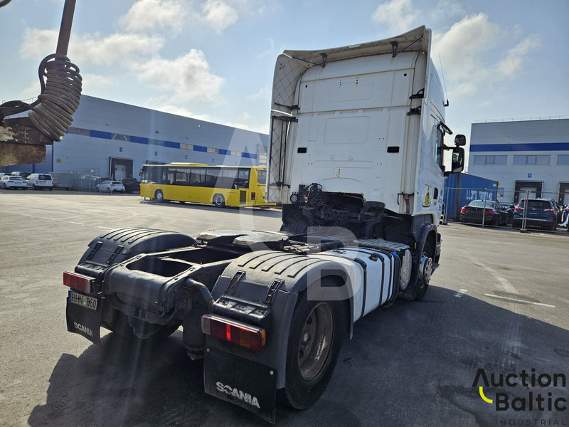 Scania R 420 - Nyergesvontató: 3 kép. Scania R 420 - Nyergesvontató: 3 kép.