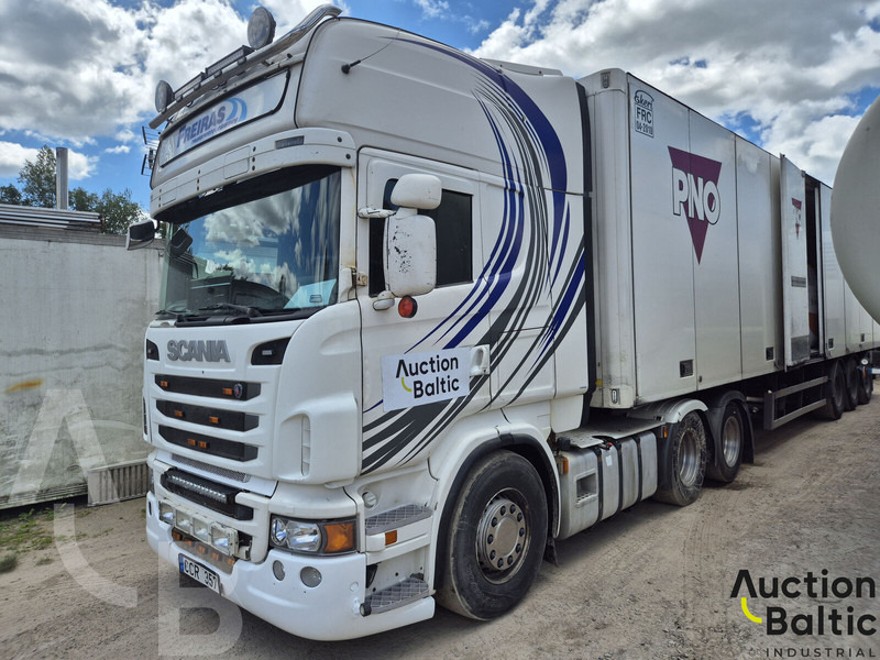 Scania R 560 - Nyergesvontató: 1 kép. Scania R 560 - Nyergesvontató: 1 kép.