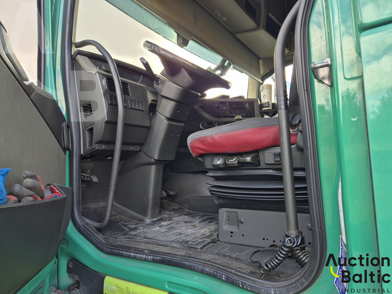 Volvo FH500 - Nyergesvontató: 5 kép. Volvo FH500 - Nyergesvontató: 5 kép.