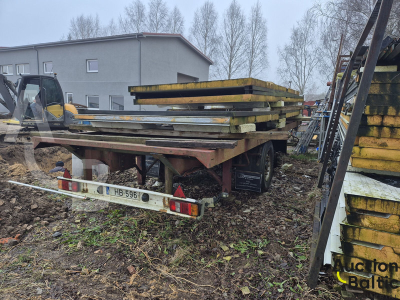 ORTEN - Ponyvás félpótkocsi: 4 kép. ORTEN - Ponyvás félpótkocsi: 4 kép.