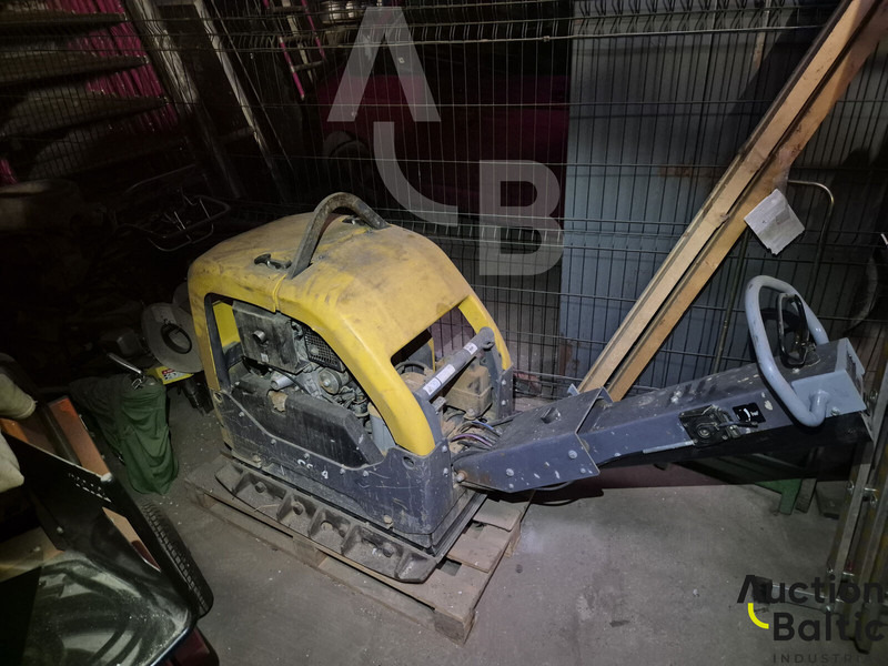 Onbekend Vibroplate - Lapvibrátor: 1 kép. Onbekend Vibroplate - Lapvibrátor: 1 kép.