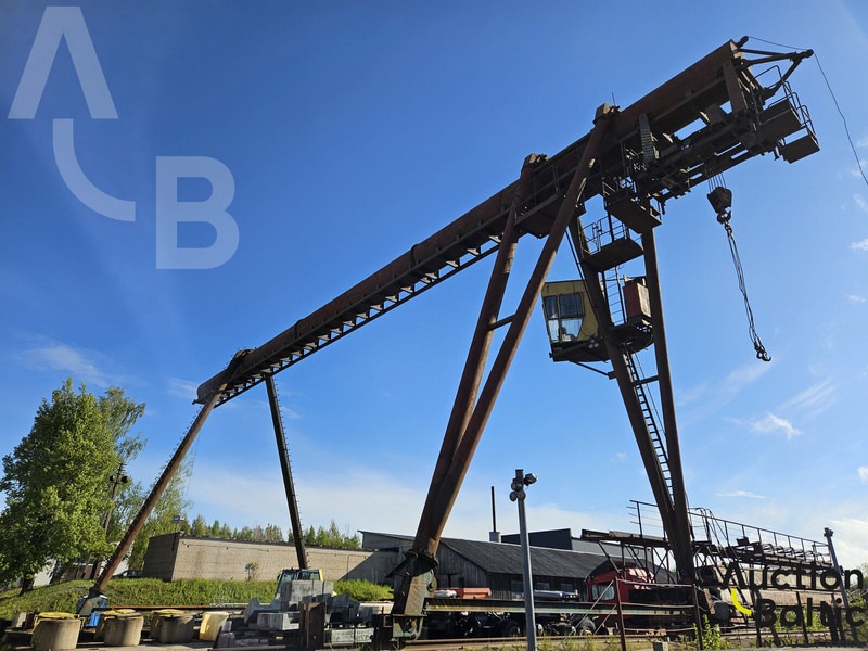 Overhead crane - Daru: 3 kép. Overhead crane - Daru: 3 kép.