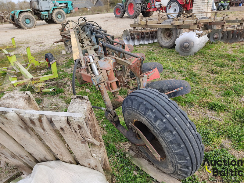 Overum C598L - Eke: 4 kép. Overum C598L - Eke: 4 kép.